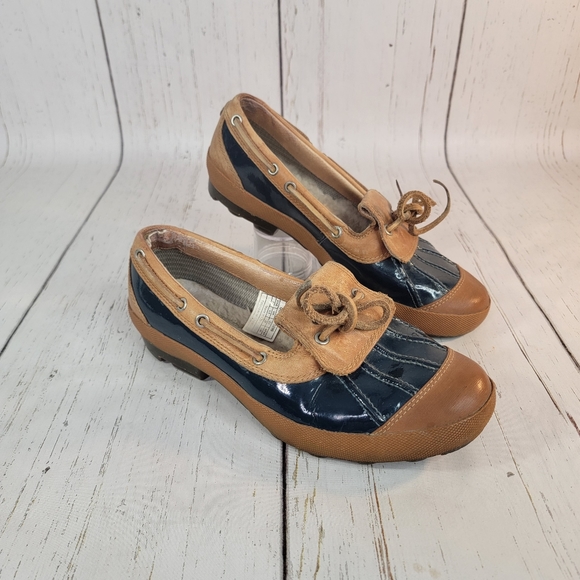 UGG Australia Ashdale Waterproof Low Duckboot Shoe Loafer Women's Size 7 - Picture 2 of 14